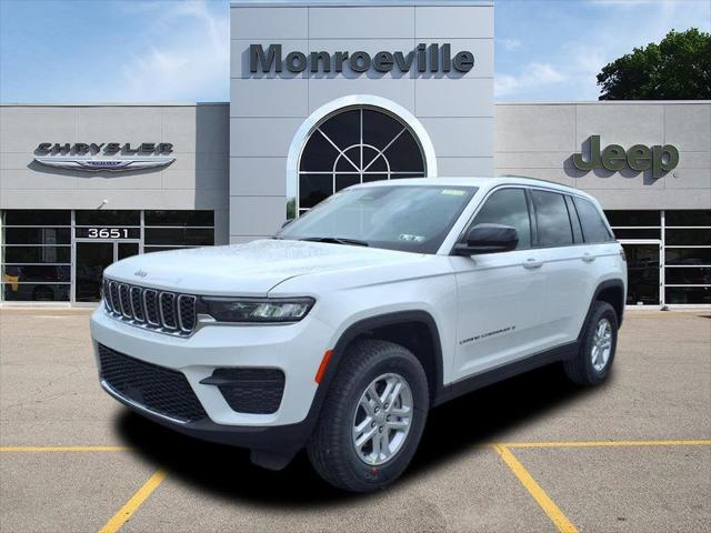 2025 Jeep Grand Cherokee GRAND CHEROKEE LAREDO 4X4