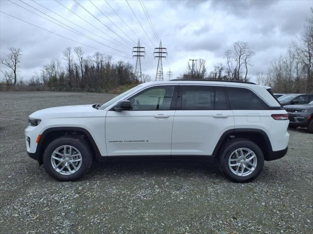 2025 Jeep Grand Cherokee GRAND CHEROKEE LAREDO X 4X4