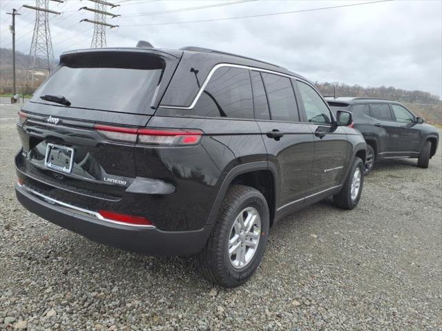 2025 Jeep Grand Cherokee GRAND CHEROKEE LAREDO 4X4
