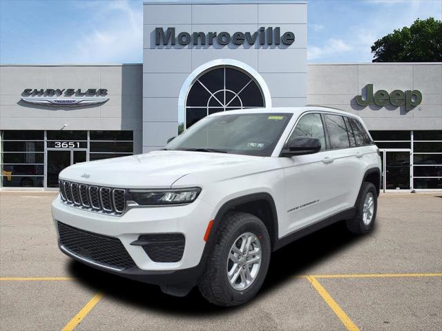 2025 Jeep Grand Cherokee GRAND CHEROKEE LAREDO 4X4