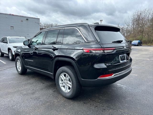2025 Jeep Grand Cherokee GRAND CHEROKEE LAREDO 4X4