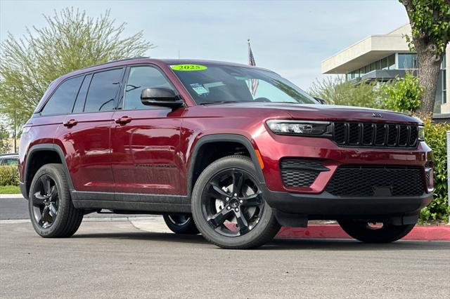 2025 Jeep Grand Cherokee GRAND CHEROKEE ALTITUDE X 4X4
