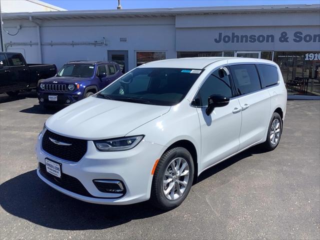 2025 Chrysler Pacifica PACIFICA SELECT AWD