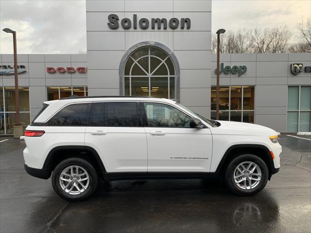 2025 Jeep Grand Cherokee GRAND CHEROKEE LAREDO X 4X4