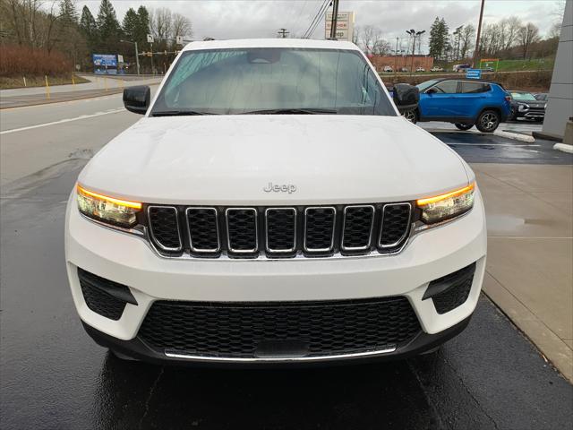 2025 Jeep Grand Cherokee GRAND CHEROKEE LAREDO X 4X4