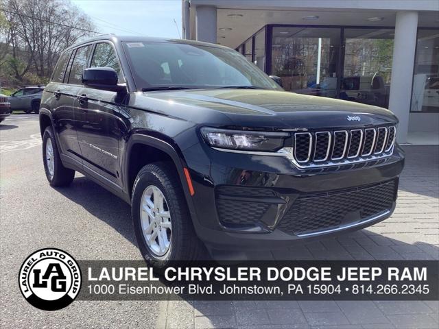 2025 Jeep Grand Cherokee GRAND CHEROKEE LAREDO 4X4