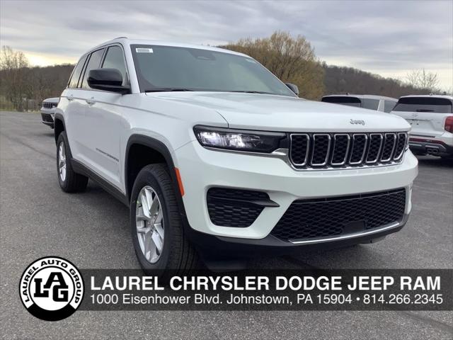 2025 Jeep Grand Cherokee GRAND CHEROKEE LAREDO X 4X4