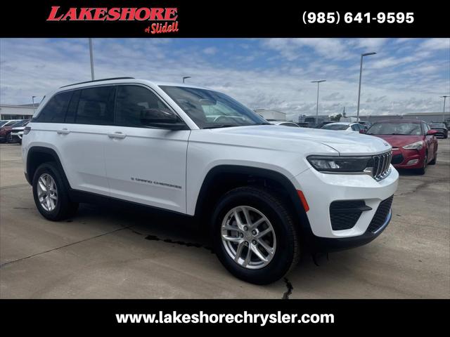 2025 Jeep Grand Cherokee GRAND CHEROKEE LAREDO X 4X4