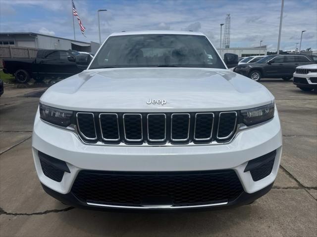 2025 Jeep Grand Cherokee GRAND CHEROKEE LAREDO X 4X4