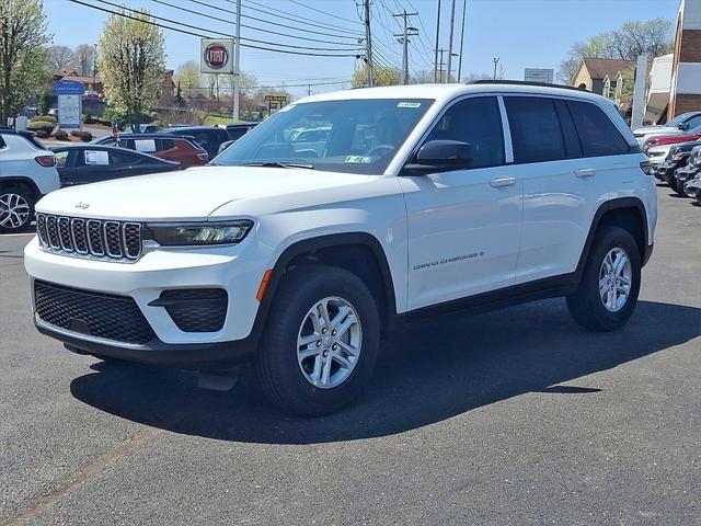 2025 Jeep Grand Cherokee GRAND CHEROKEE LAREDO 4X4