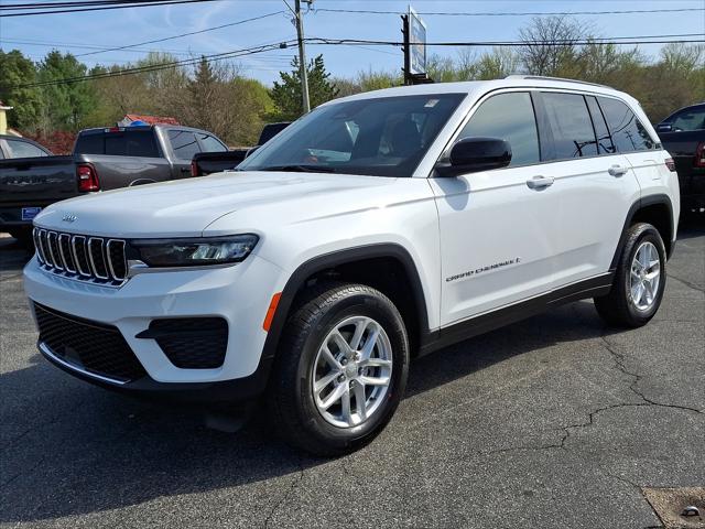 2025 Jeep Grand Cherokee GRAND CHEROKEE LAREDO X 4X4