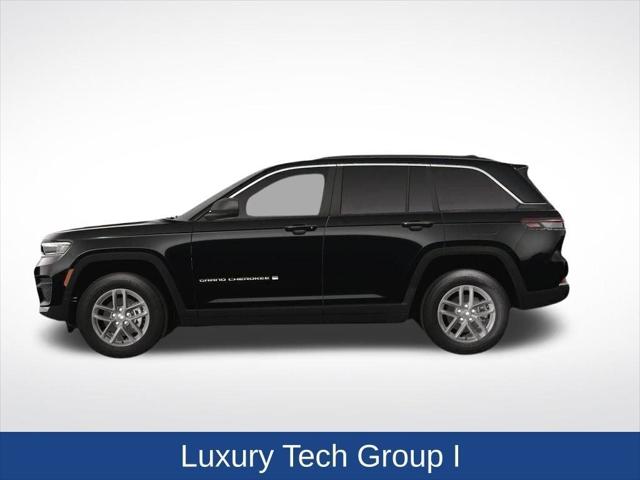2025 Jeep Grand Cherokee GRAND CHEROKEE LAREDO X 4X4