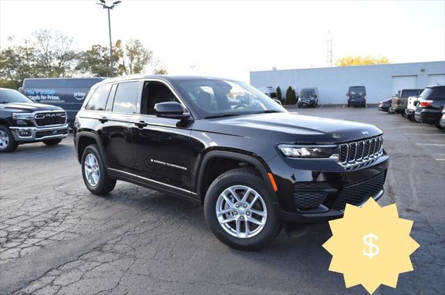 2025 Jeep Grand Cherokee GRAND CHEROKEE LAREDO X 4X4