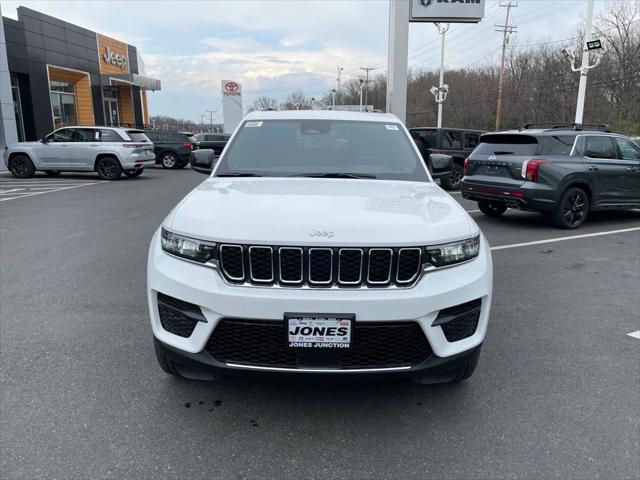 2025 Jeep Grand Cherokee GRAND CHEROKEE LAREDO X 4X4