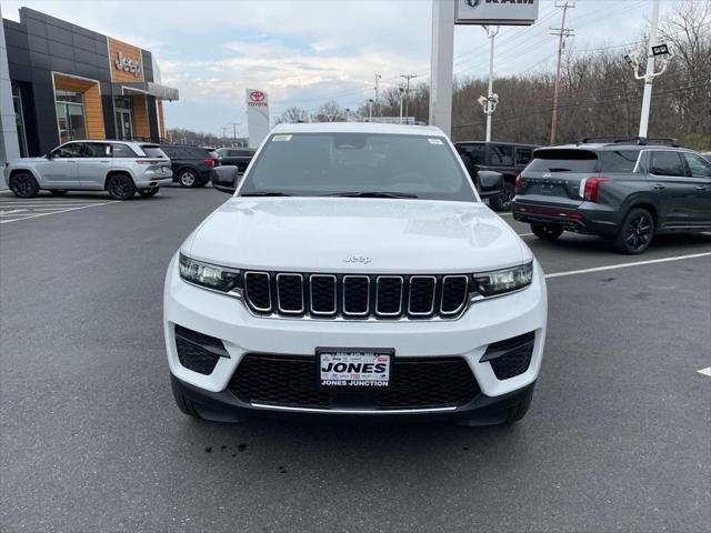 2025 Jeep Grand Cherokee GRAND CHEROKEE LAREDO X 4X4
