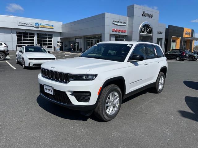 2025 Jeep Grand Cherokee GRAND CHEROKEE LAREDO X 4X4