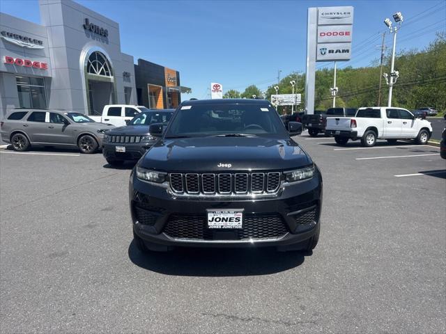 2025 Jeep Grand Cherokee GRAND CHEROKEE LAREDO X 4X4