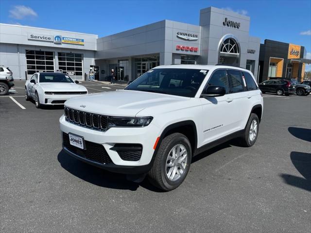 2025 Jeep Grand Cherokee GRAND CHEROKEE LAREDO X 4X4