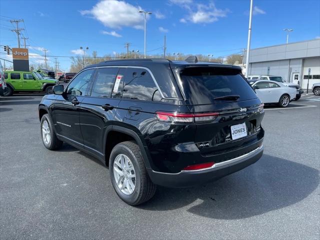 2025 Jeep Grand Cherokee GRAND CHEROKEE LAREDO X 4X4