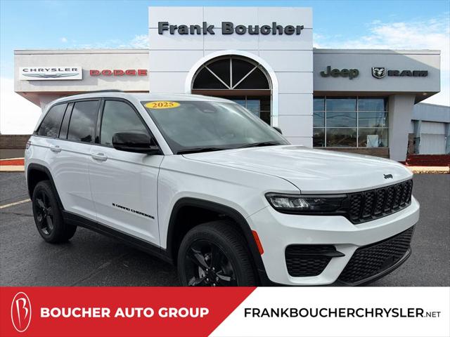 2025 Jeep Grand Cherokee GRAND CHEROKEE ALTITUDE X 4X4