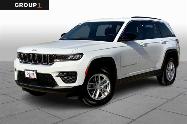 2025 Jeep Grand Cherokee GRAND CHEROKEE LAREDO X 4X4