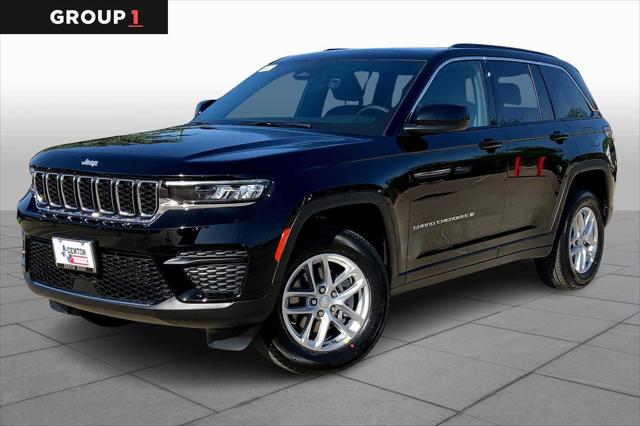 2025 Jeep Grand Cherokee GRAND CHEROKEE LAREDO X 4X4