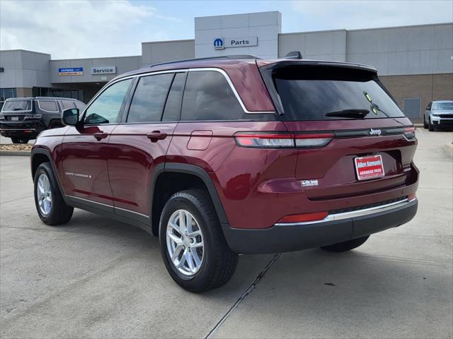 2025 Jeep Grand Cherokee GRAND CHEROKEE LAREDO X 4X2