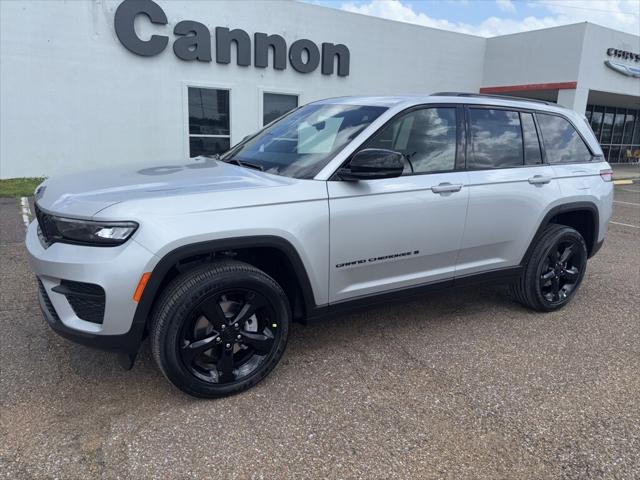 2025 Jeep Grand Cherokee GRAND CHEROKEE ALTITUDE 4X2