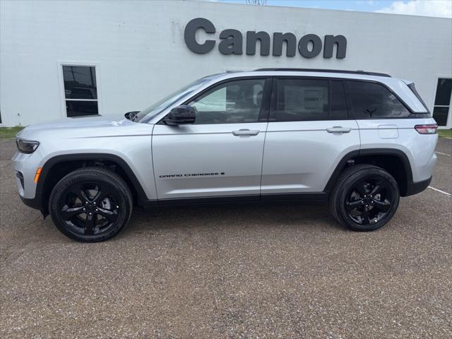 2025 Jeep Grand Cherokee GRAND CHEROKEE ALTITUDE 4X2