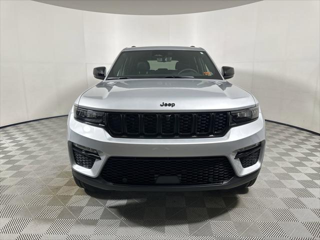 2025 Jeep Grand Cherokee GRAND CHEROKEE LIMITED 4X4 2025 Jeep Grand Cherokee GRAND CHEROKEE LIMITED 4X4