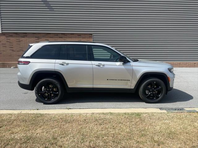 2025 Jeep Grand Cherokee GRAND CHEROKEE LIMITED 4X2