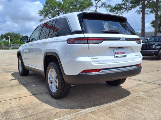 2025 Jeep Grand Cherokee GRAND CHEROKEE LAREDO X 4X4