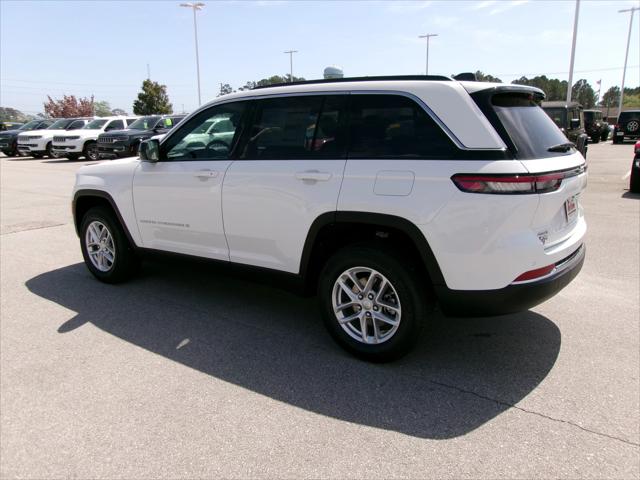 2025 Jeep Grand Cherokee GRAND CHEROKEE LAREDO X 4X4