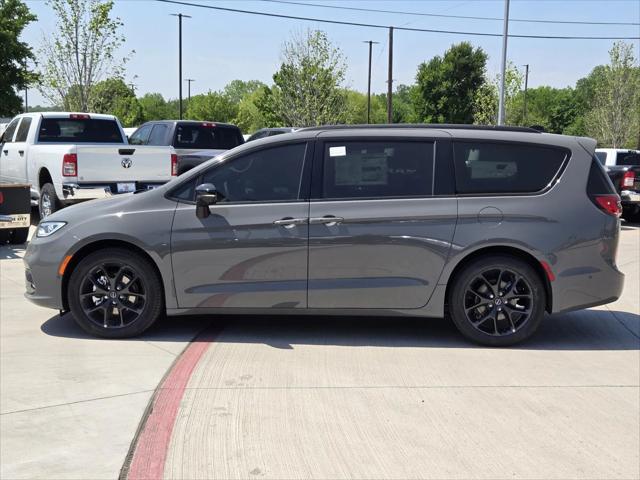 2025 Chrysler Pacifica PACIFICA LIMITED