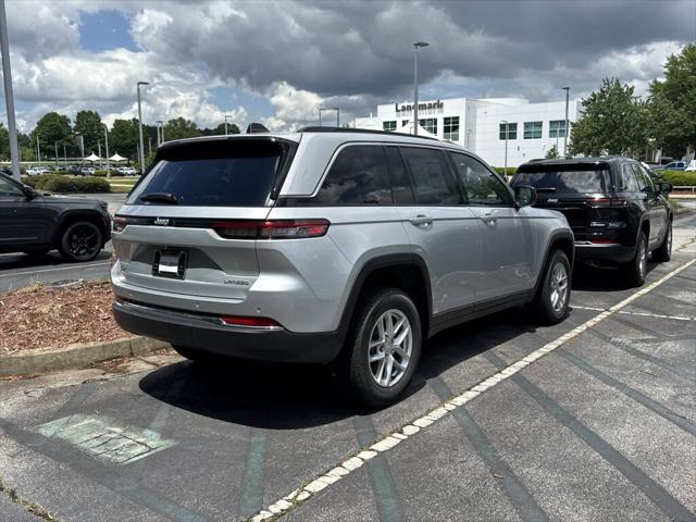 2025 Jeep Grand Cherokee GRAND CHEROKEE LAREDO X 4X2