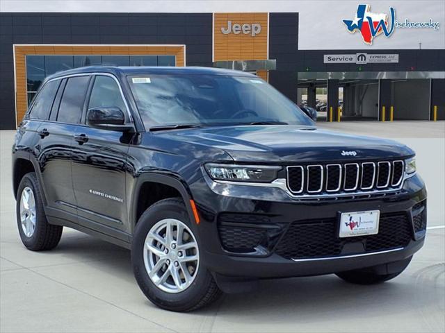 2025 Jeep Grand Cherokee GRAND CHEROKEE LAREDO X 4X4