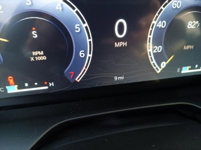 2025 Jeep Grand Cherokee GRAND CHEROKEE LAREDO X 4X2