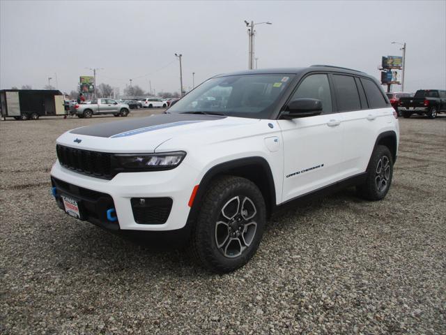 2022 Jeep Grand Cherokee 4xe Trailhawk 4x4 2022 Jeep Grand Cherokee 4xe Trailhawk 4x4