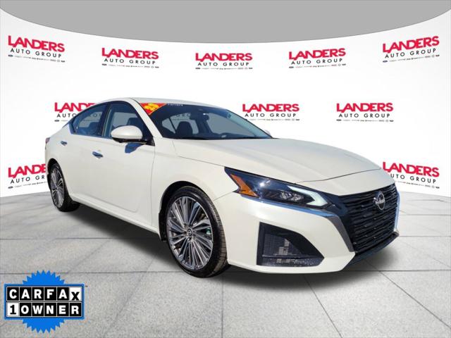 2023 Nissan Altima SL FWD