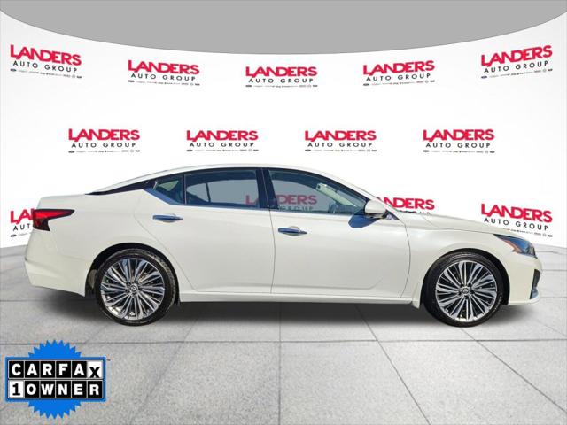2023 Nissan Altima SL FWD