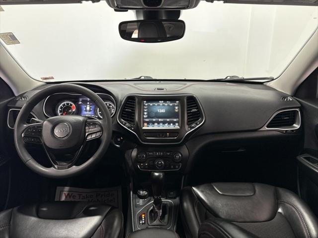 2022 Jeep Cherokee Trailhawk 4x4 2022 Jeep Cherokee Trailhawk 4x4