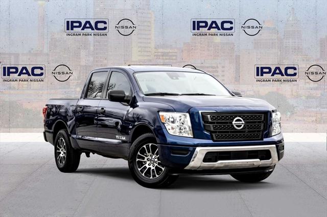 2022 Nissan TITAN Crew Cab SV 4x2