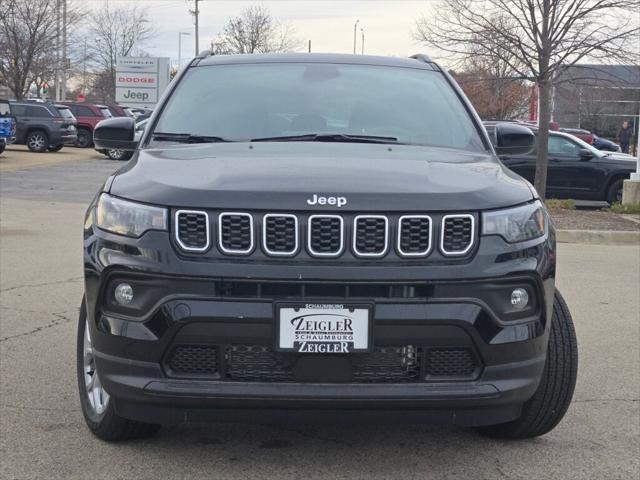 2025 Jeep Compass COMPASS LATITUDE 4X4