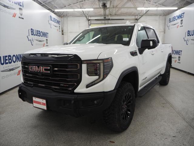 2023 GMC Sierra 1500 4WD Crew Cab Short Box AT4X