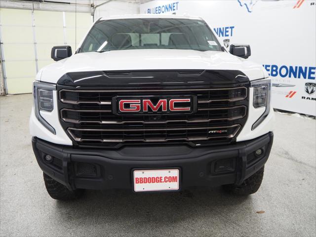 2023 GMC Sierra 1500 4WD Crew Cab Short Box AT4X