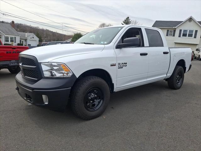 2024 RAM 1500 Classic Tradesman Crew Cab 4x4 57 Box