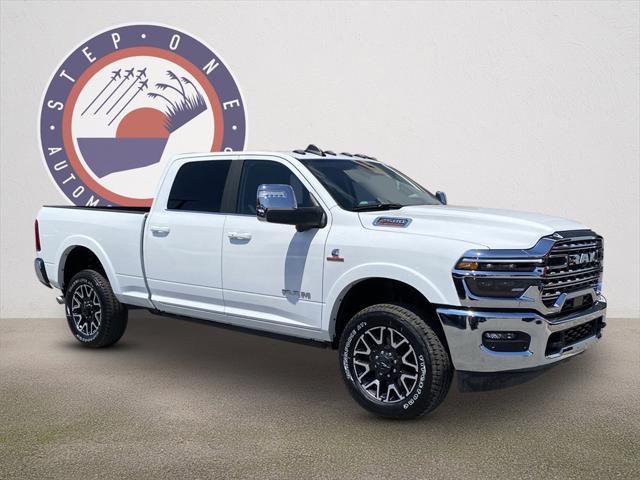 2025 RAM Ram 2500 RAM 2500 LIMITED LONGHORN CREW CAB 4X4 64 BOX