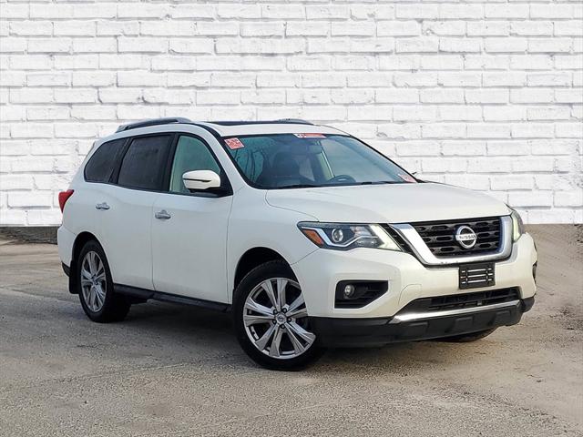 2019 Nissan Pathfinder SL