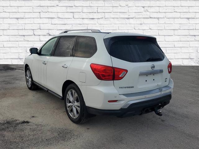 2019 Nissan Pathfinder SL