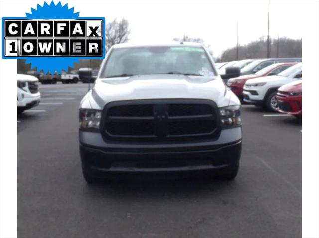 2022 RAM 1500 Classic Tradesman Crew Cab 4x4 57 Box